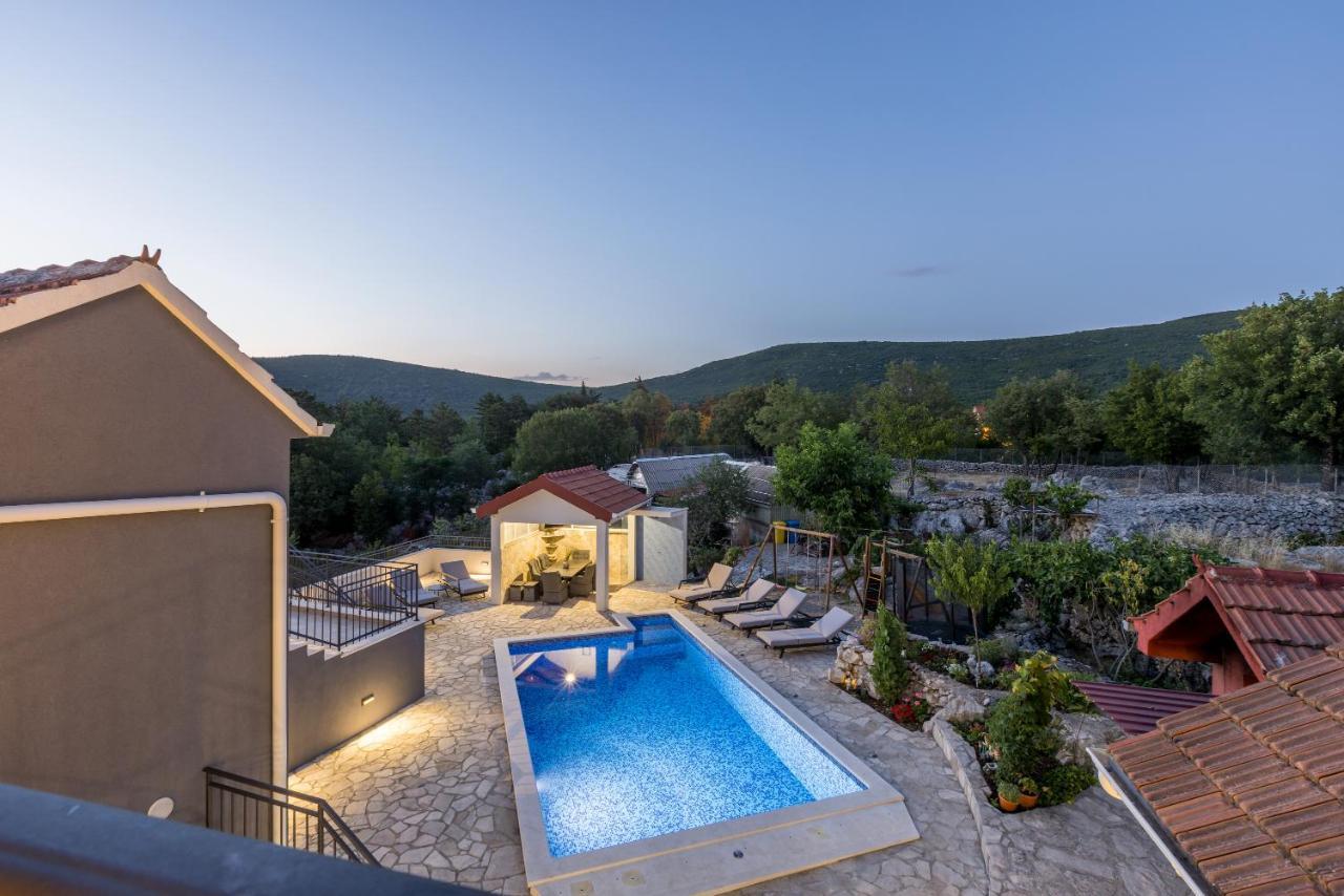 Ferienhaus Luka Nova Sela
